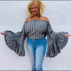 CLOSET CLEARANCE! $20 off the shoulder blouse